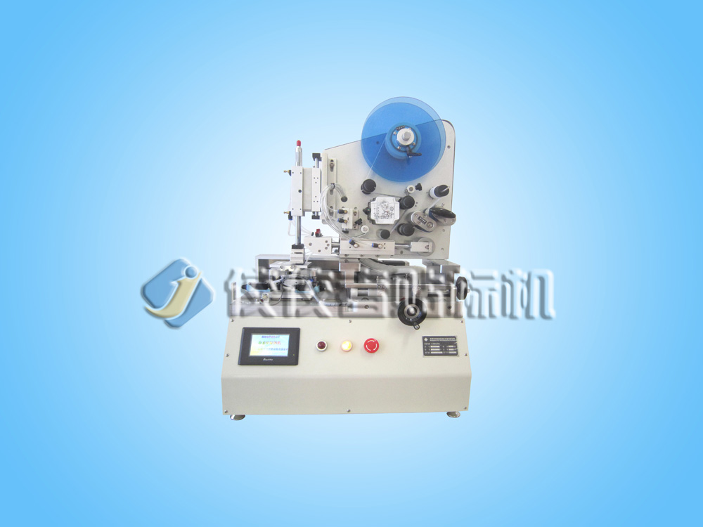 �߾��Ȱ��Ԅ�ƽ���N��(bi��o)�C